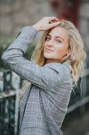 Victoria S.